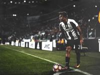 FB体育APP-突尼斯对阵土耳其，李刚仁在焦点战中证明自己