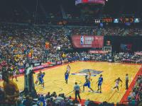 FB体育下载-欧冠淘汰赛焦点战启示录，鹈鹕加时取胜森林狼的战术博弈与心理韧性