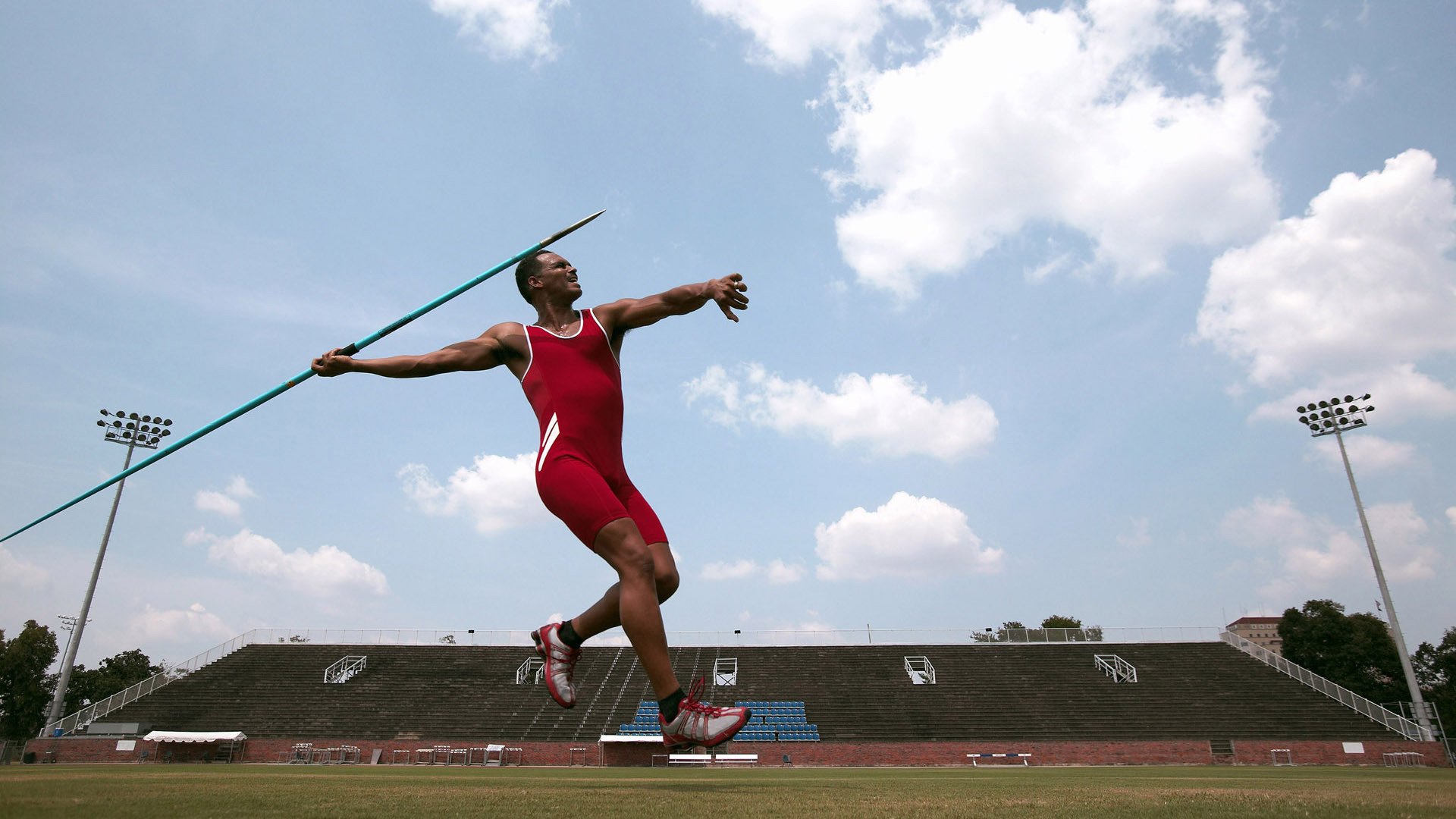 逆转之夜，法比尼奥如何成为阿森纳逆转洪都拉斯的关键先生
