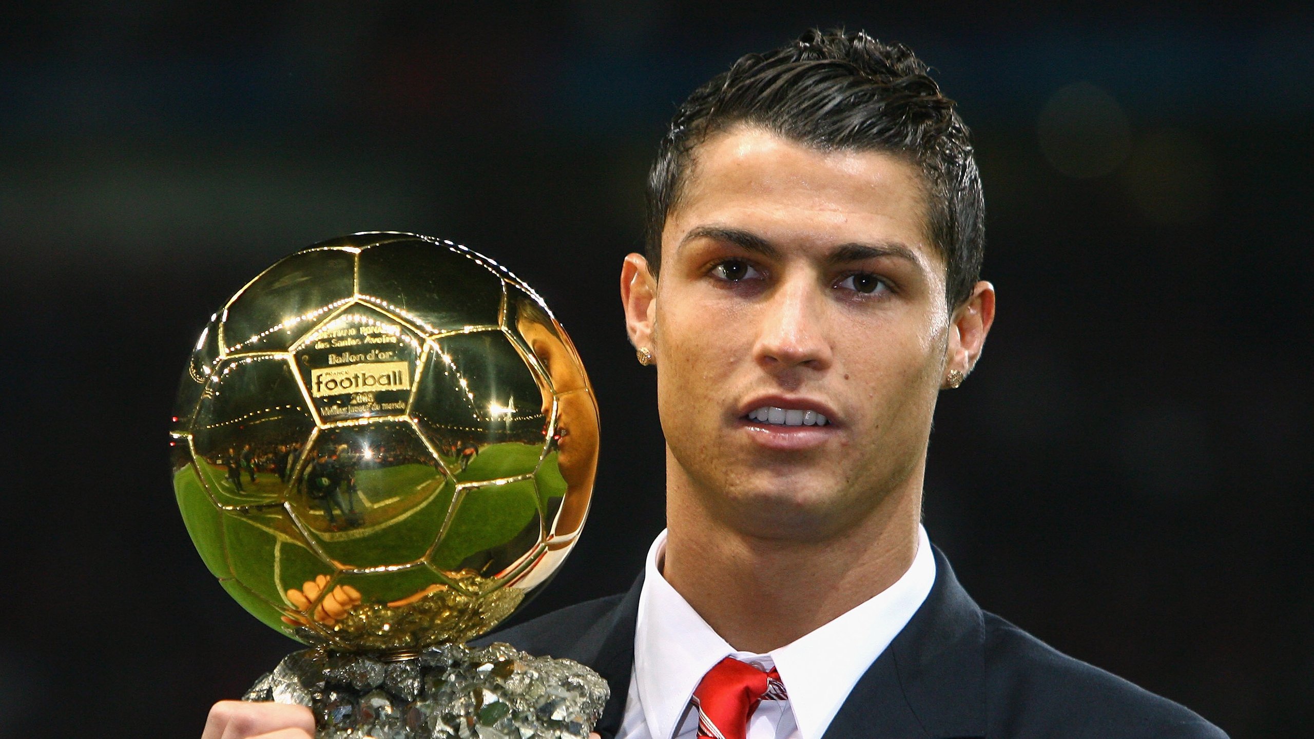 世界杯之夜,斯通斯成为胜负手