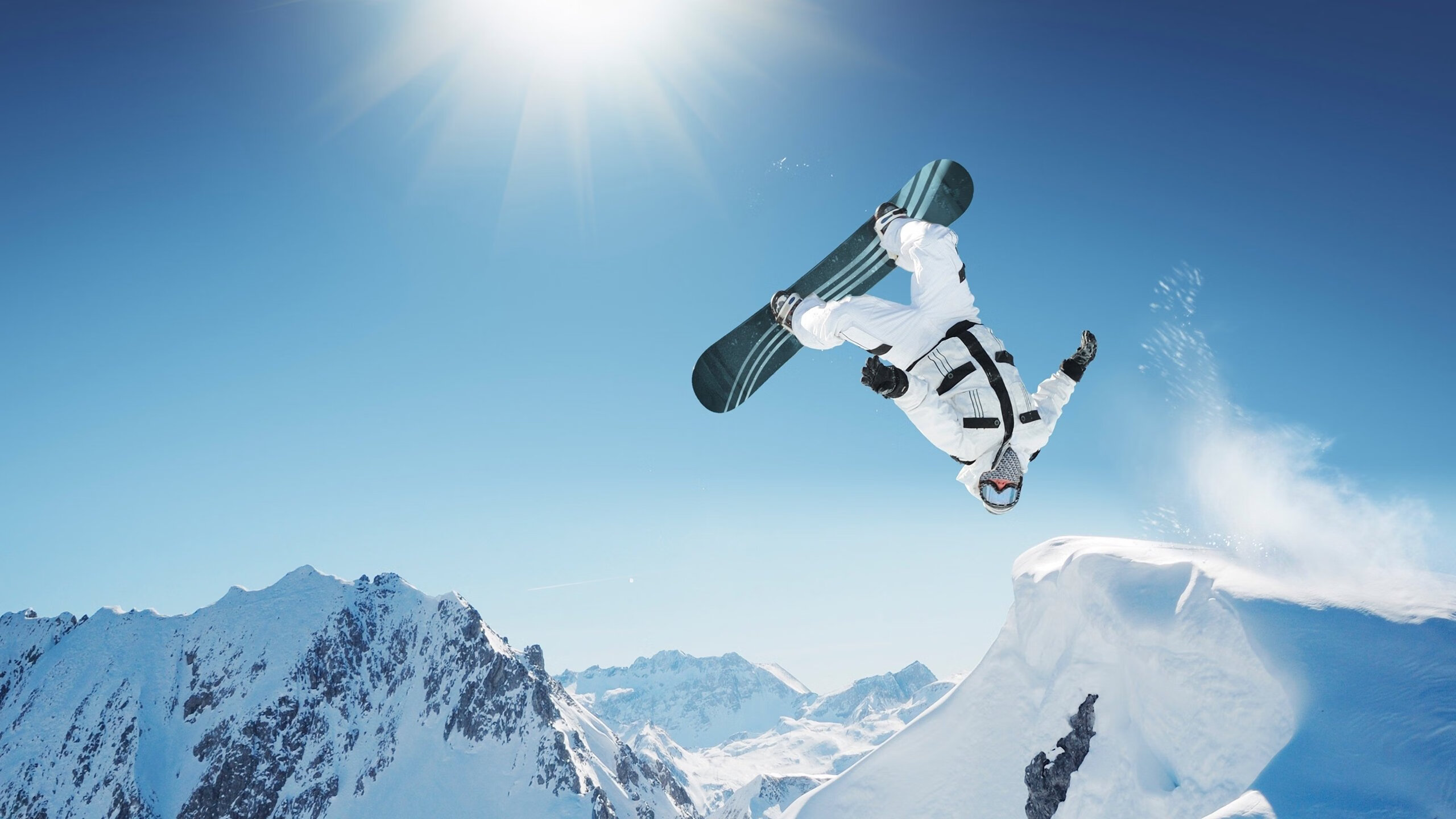 东决关键战之夜,文班亚马压力下完成爆发,新星的淬火时刻