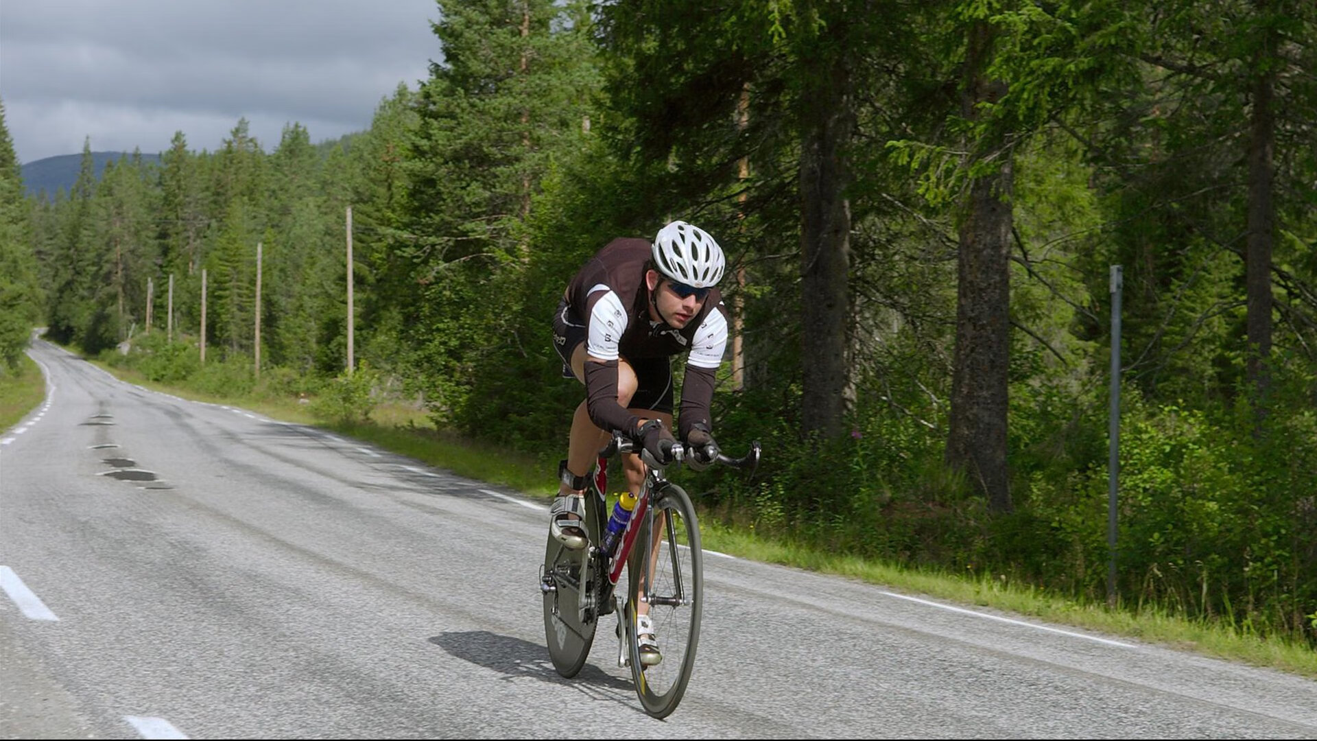 双重奏鸣，马龙惊艳四座之夜，映照法国足球的完胜诗篇