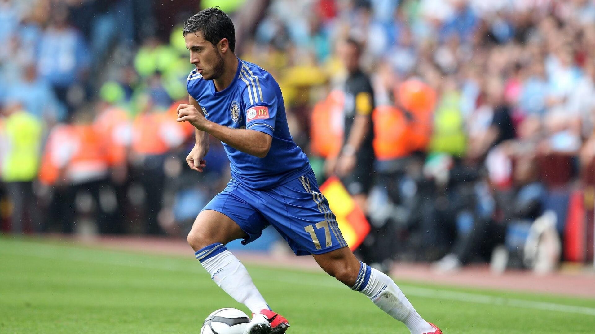 赛道上的孤勇者，周冠宇扛起索伯车队力克威廉姆斯